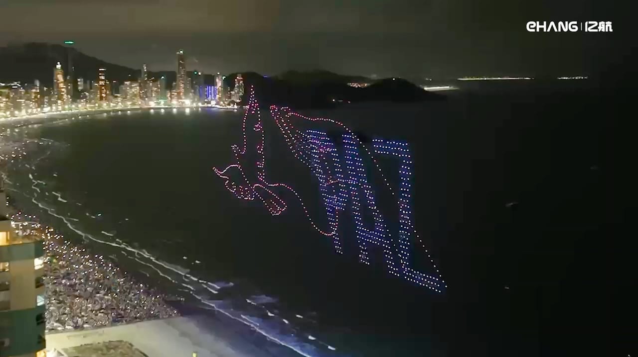 EHang Drone Light Show Welcomes New Year in Brazil